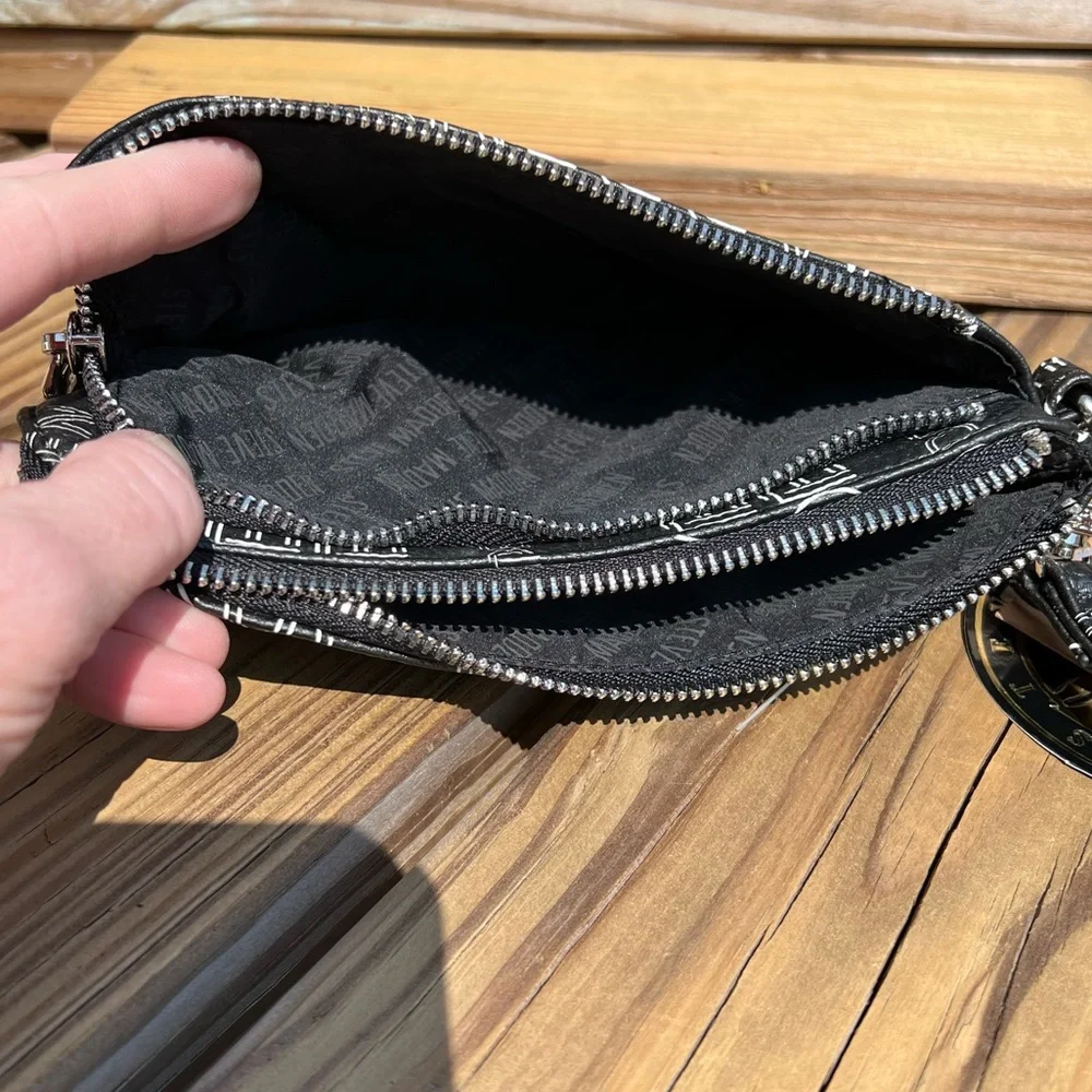 - Steve Madden Double Zip Logo Leather Wristlet! NEW!